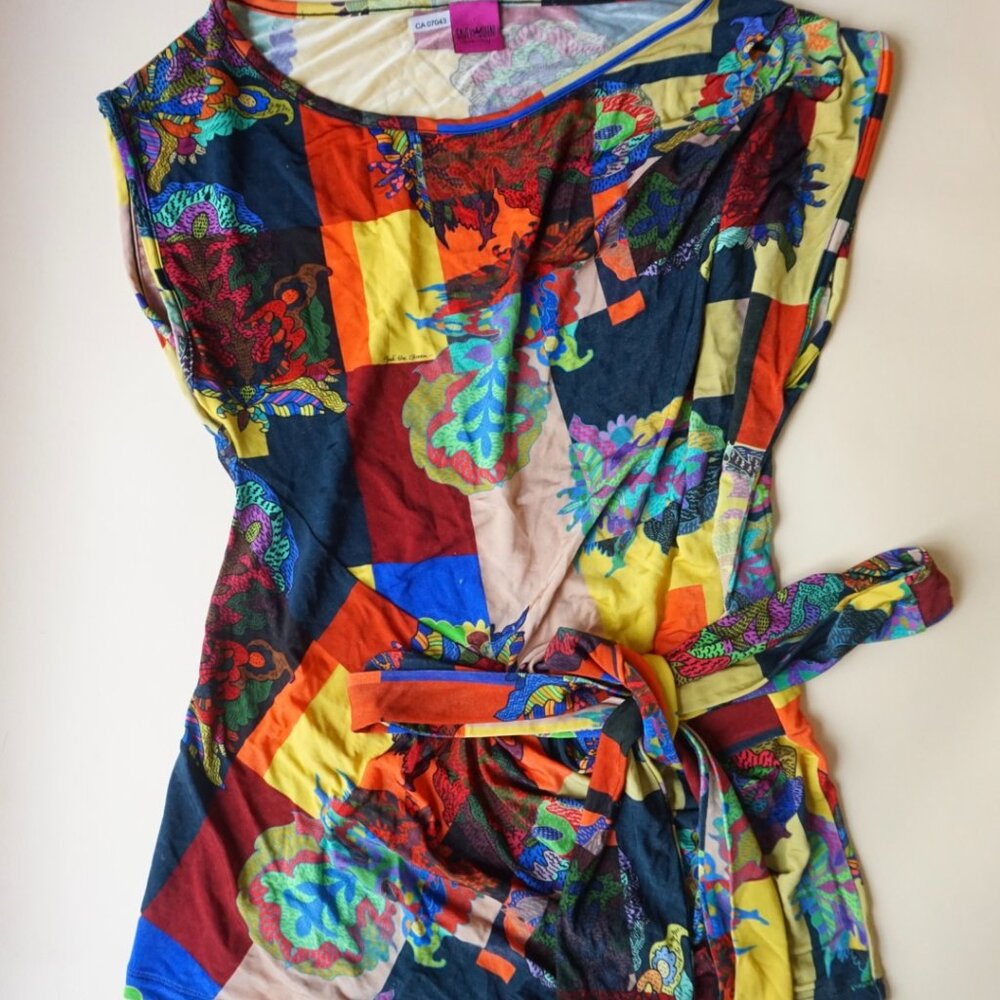 "Save The Queen" Printed Patchwork Graphic Sleeve… - image 6